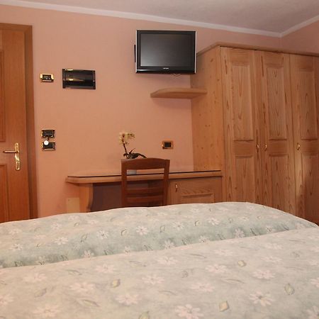 Albergo Caravasc 利维尼奥 外观 照片