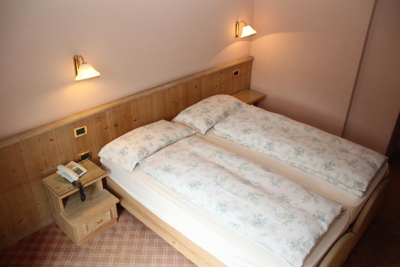 Albergo Caravasc 利维尼奥 外观 照片